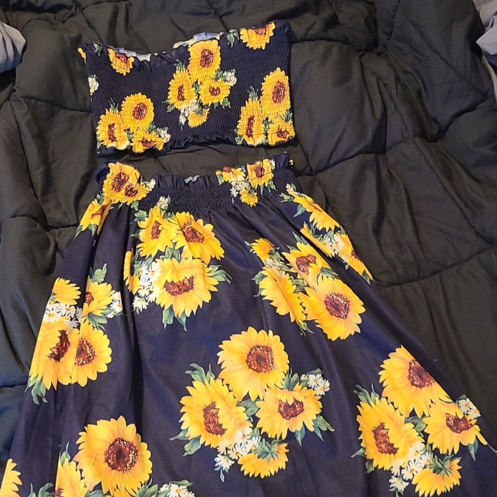 Sunflower skirt set